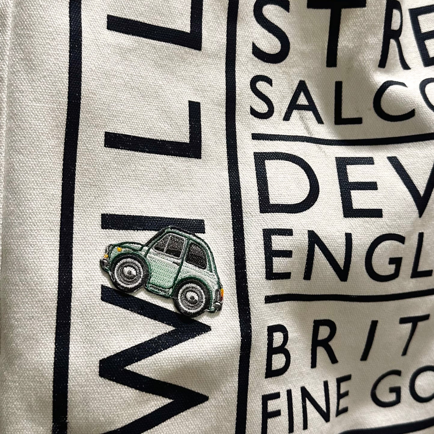 Classic Fiat 500 刺繡章
